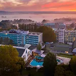Hotel Carbona Thermal