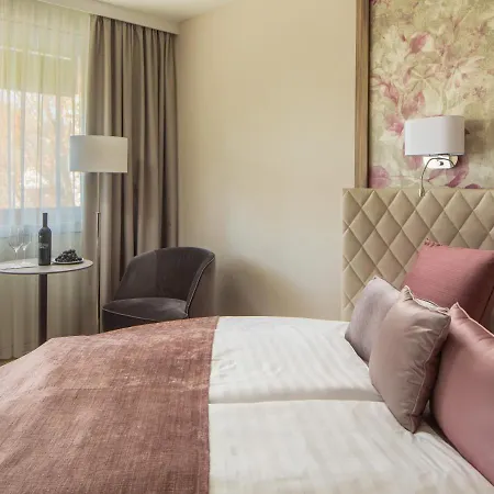 Hotel Naturmed Carbona Hévíz