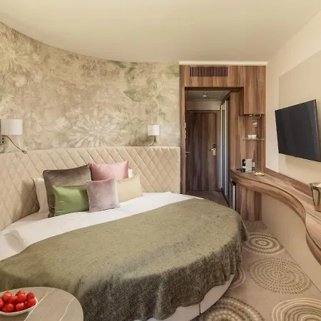 Naturmed Carbona 4* Hévíz