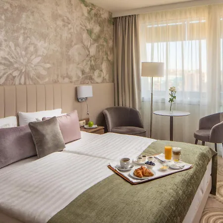 Naturmed Carbona Hotel Hévíz