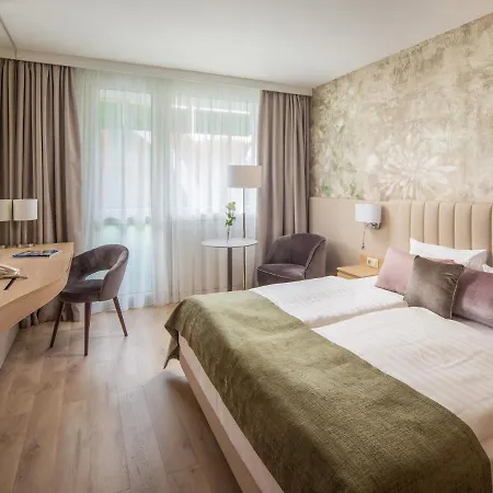 Naturmed Carbona Hotel