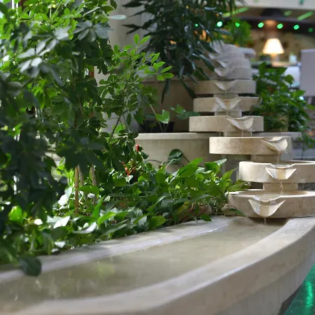 Naturmed Carbona Hotel 4*