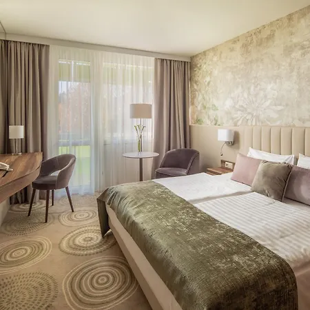 Naturmed Carbona Hotel