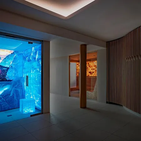 Naturmed Carbona Hotel