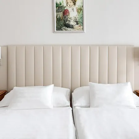 Naturmed Carbona Hotel 4*