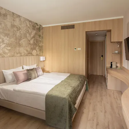 Naturmed Carbona Thermal 4*