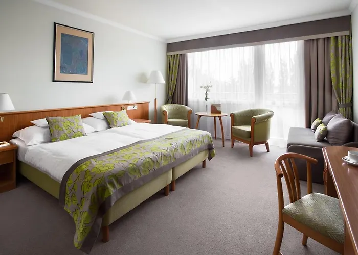 Carbona Thermal ホテル