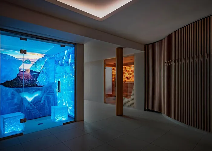 Carbona Thermal ホテル